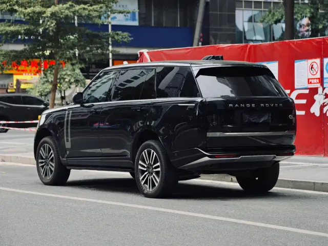 Land Rover Range Rover — Фото автомобиля 10