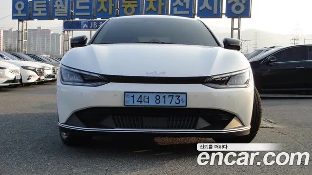 Kia EV6 — Фото автомобиля 4