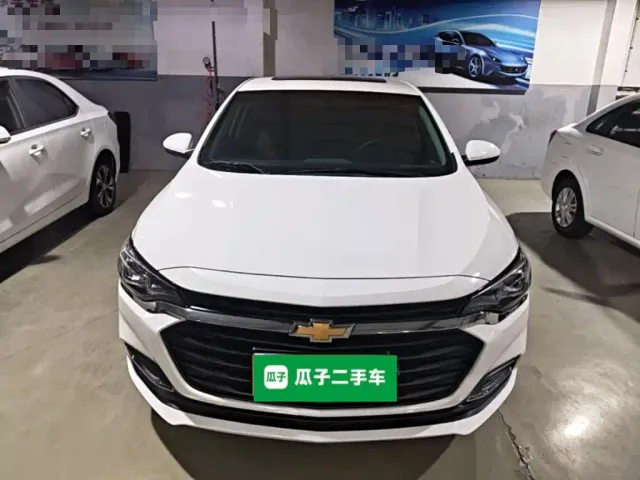 Chevrolet Monza — Фото автомобиля 2