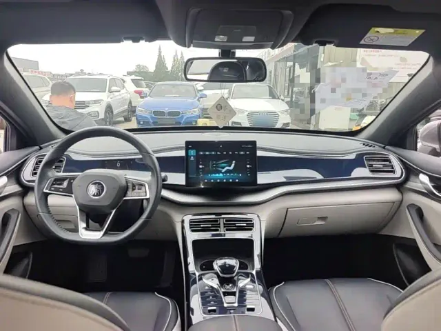 BYD Qin PLUS — Фото автомобиля 9
