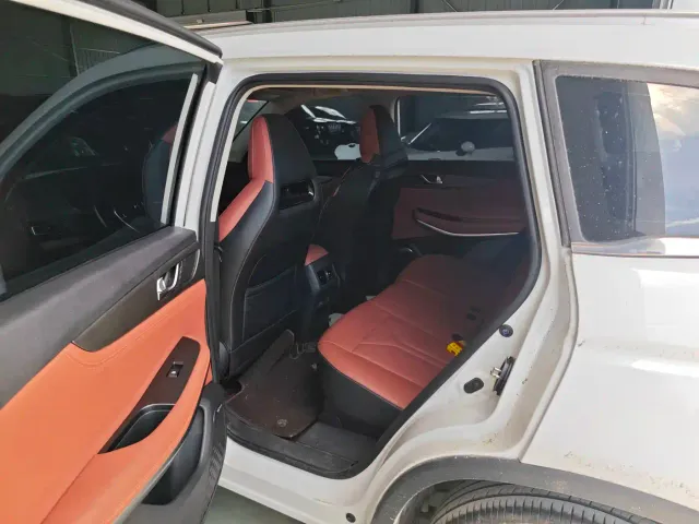 Changan CS75 — Фото автомобиля 5