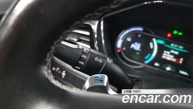 Kia Niro Niro Plus Air — Фото автомобиля 22