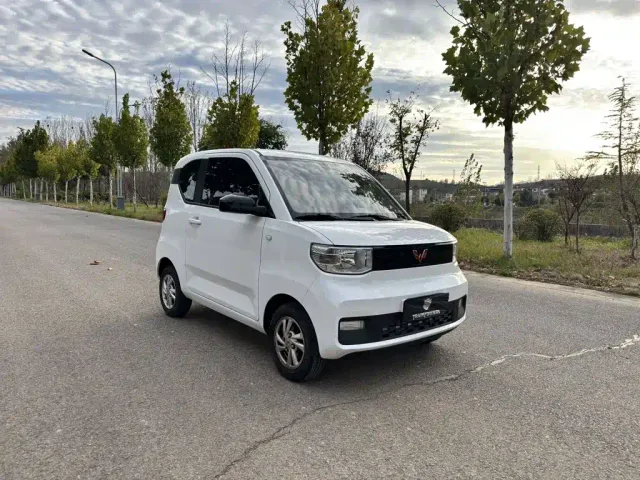 Wuling Hongguang Mini EV — Фото автомобиля 2