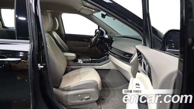 Kia Canival Новый Carnival 4 поколение Дизель 9 мест Signature — Фото автомобиля 11