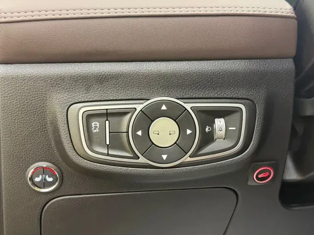 Jetour X90 Plus — Фото автомобиля 11