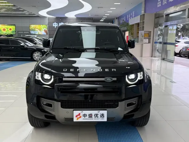 Land Rover Defender — Фото автомобиля 2