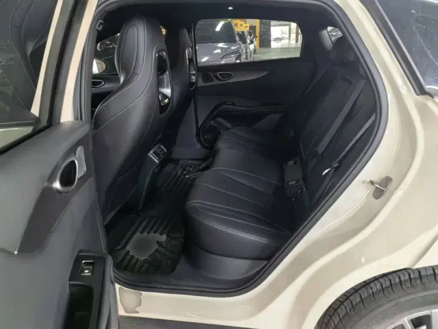 BYD Seal 06 — Фото автомобиля 16