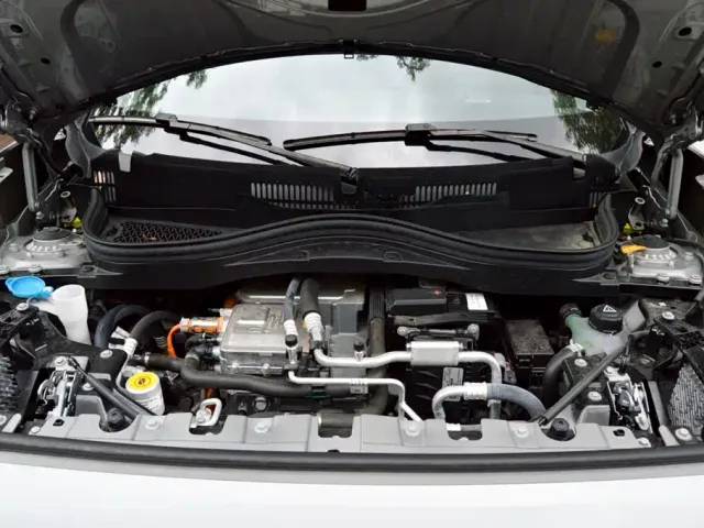 MINI Electric MINI ACEMAN — Фото автомобиля 15