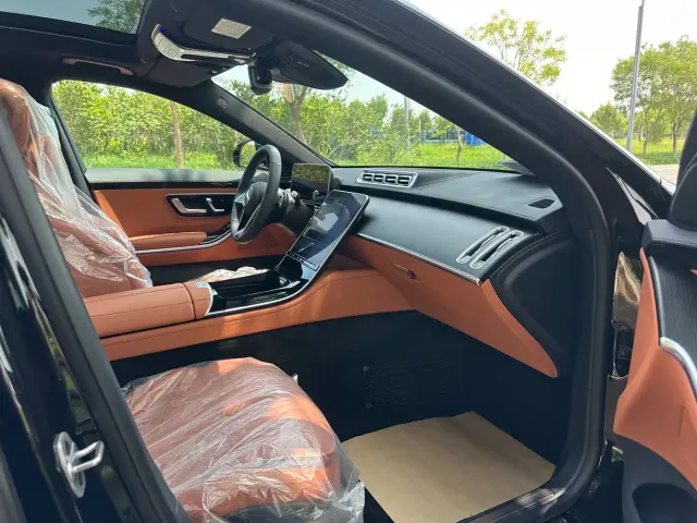 Mercedes-Benz S-Class — Фото автомобиля 9