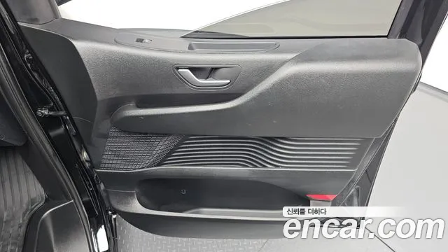 Hyundai Staria — Фото автомобиля 13