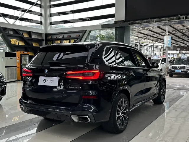 BMW X5 — Фото автомобиля 6