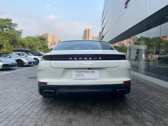 Porsche Panamera — Фото автомобиля 4