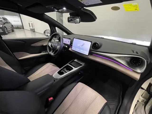 BYD Dolphin — Фото автомобиля 24