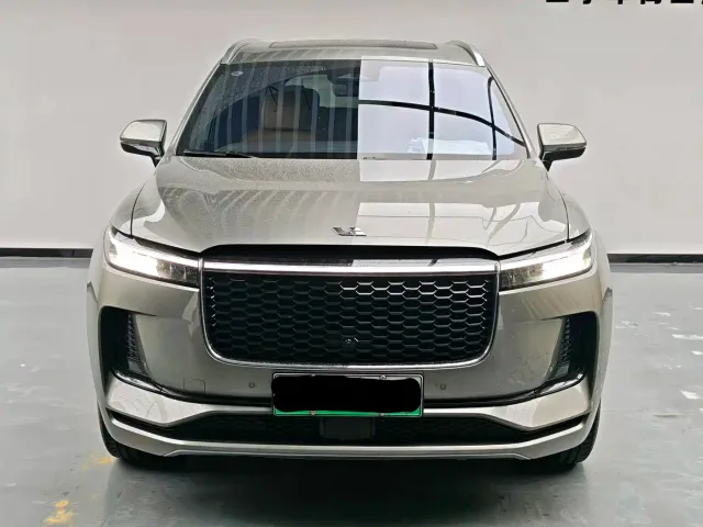 Li Auto ONE — Фото автомобиля 2
