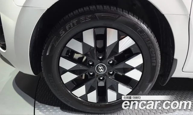 Hyundai Staria — Фото автомобиля 5