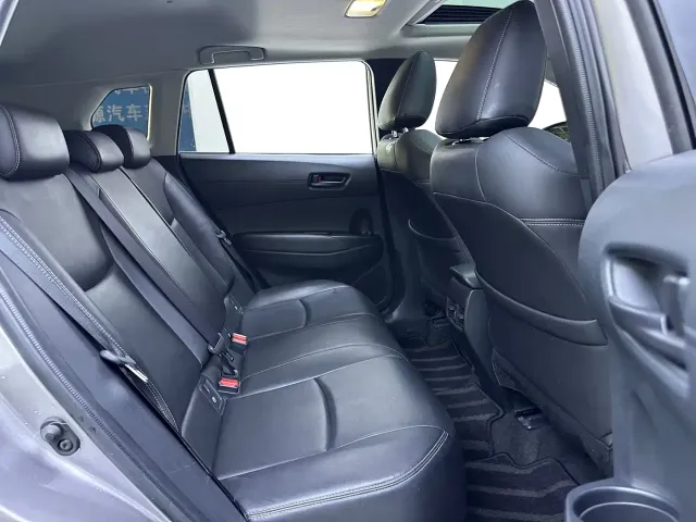 Toyota Corolla Cross — Фото автомобиля 13
