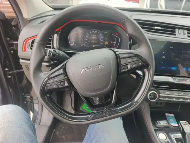 Dongfeng Fengshen AX7 — Фото автомобиля 10
