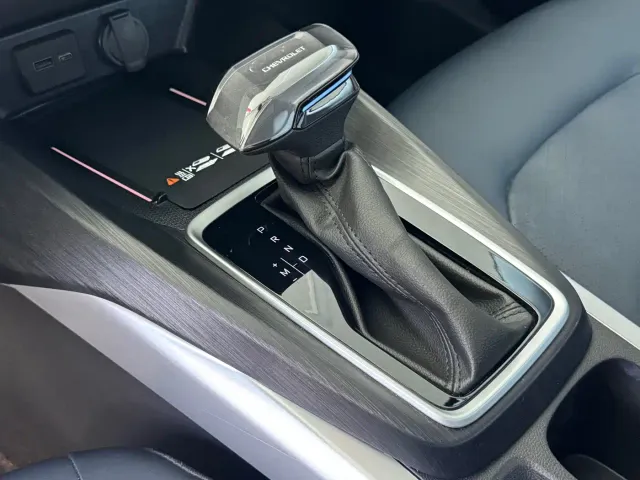 Chevrolet Monza — Фото автомобиля 18