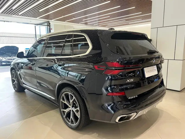 BMW X5 — Фото автомобиля 7