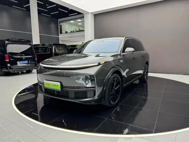 Фотография автомобиля — Li Auto L8