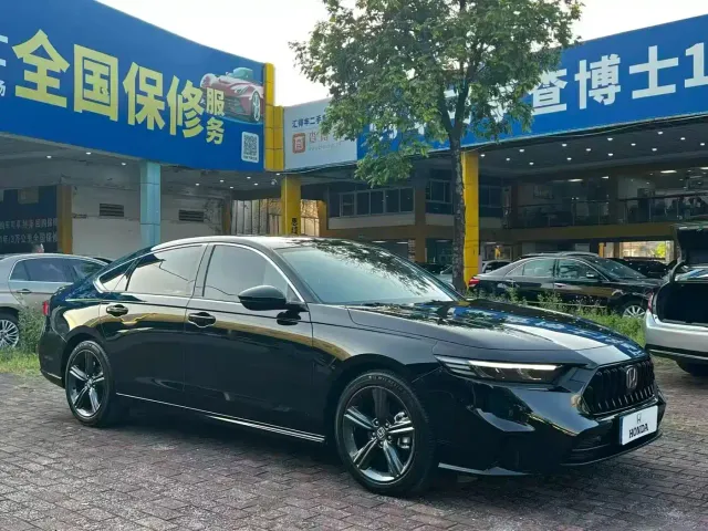 Honda Inspire — Фото автомобиля 3