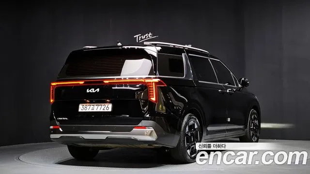 Kia Canival Новый Carnival 4 поколение Дизель 9 мест Signature — Фото автомобиля 2