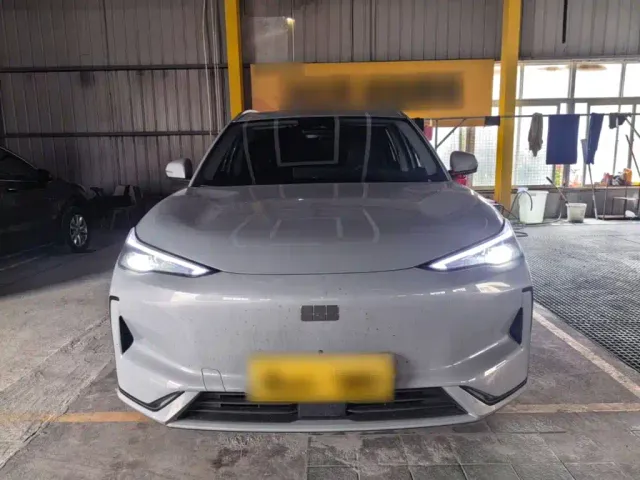 Geely Galaxy E5 — Фото автомобиля 2
