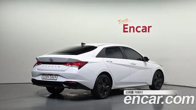 Hyundai AVANTE Avante (CN7) — Фото автомобиля 2