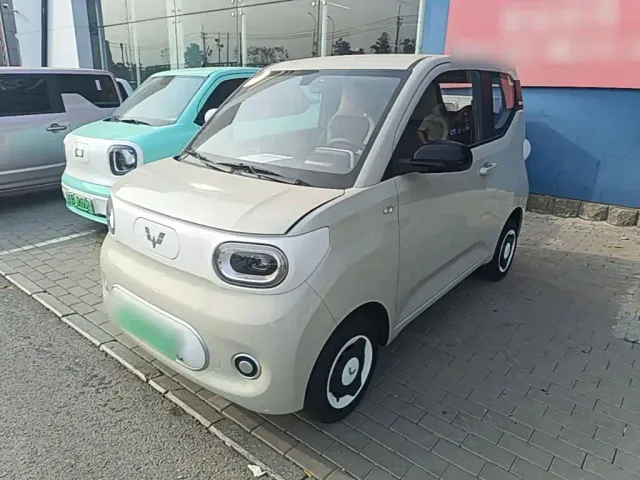 Фотография автомобиля — Wuling Hongguang Mini EV