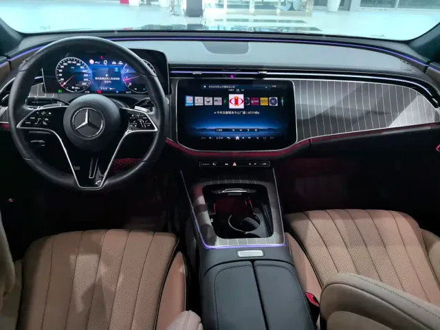 Mercedes-Benz E-Class — Фото автомобиля 9