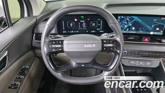Kia Carnival Generation 4 — Фото автомобиля 14