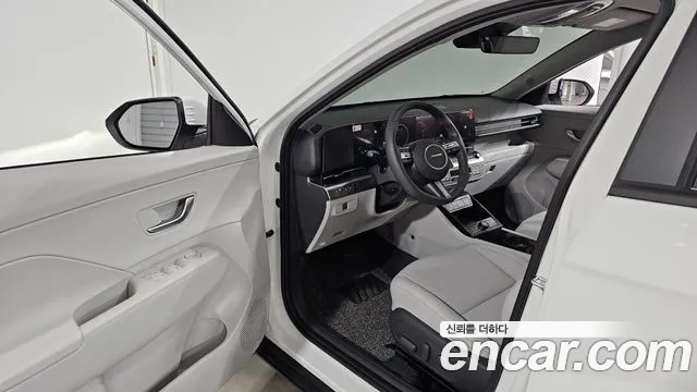 Hyundai Kona SX2 — Фото автомобиля 10