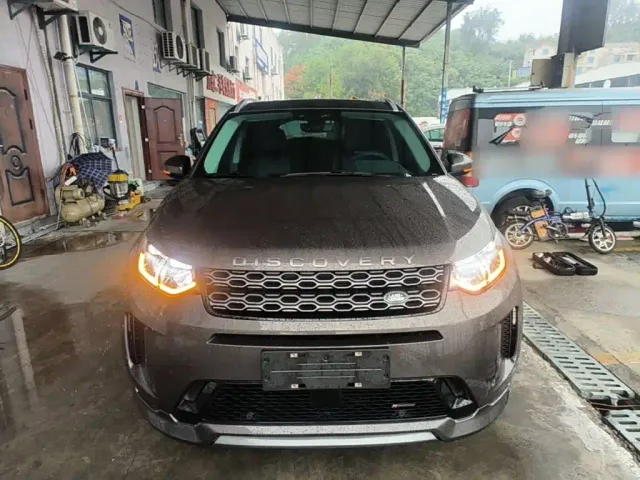 Land Rover Discovery Sport — Фото автомобиля 2