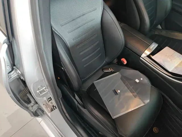 Mercedes-Benz C-Class — Фото автомобиля 24