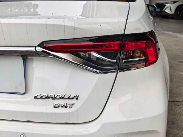 Toyota Corolla — Фото автомобиля 17