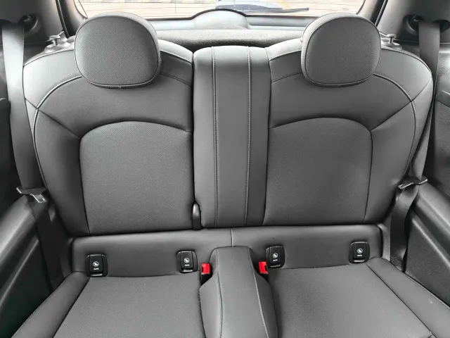 MINI Hatch — Фото автомобиля 14