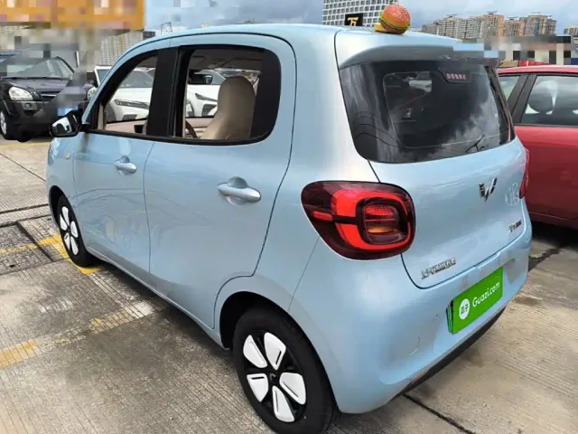 Wuling Hongguang Mini EV — Фото автомобиля 4