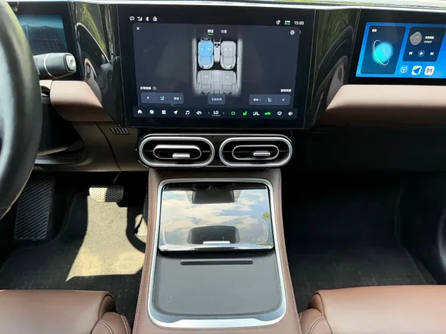Leapmotor C11 — Фото автомобиля 13