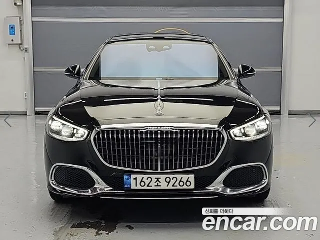 Mercedes-Benz S-Class — Фото автомобиля 2