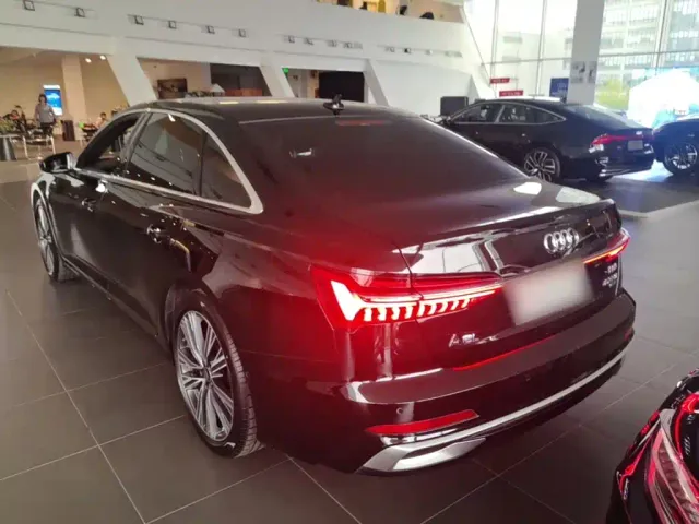 Audi Audi A6L 2024 45 TFSI quattro Premium Dynamic — Фото автомобиля 4