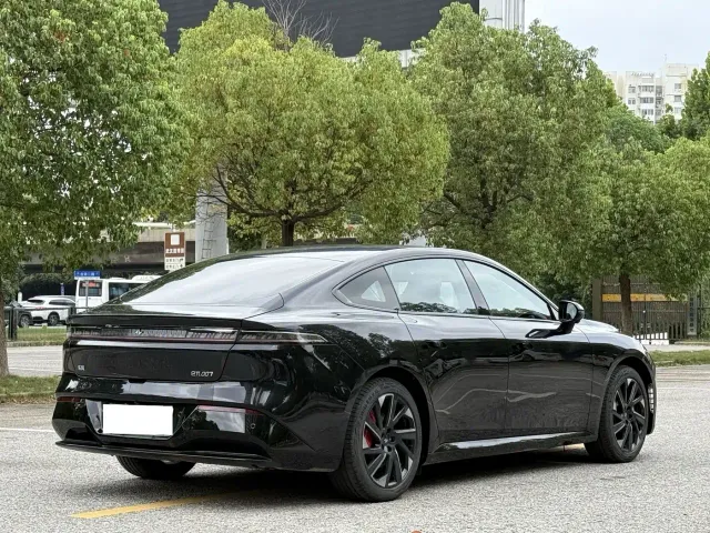 Dongfeng Yipai eπ007 2024 620Pro Edition — Фото автомобиля 6