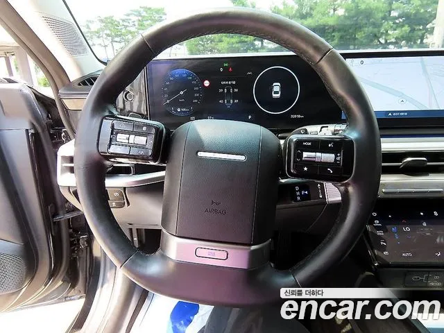 Hyundai Grandeur Grandeur (GN7) 2.5 Бензин 2WD — Фото автомобиля 8