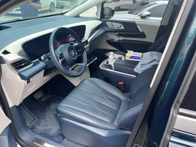 Buick Century 2023 2.0T 4-Seat Private Edition — Фото автомобиля 5
