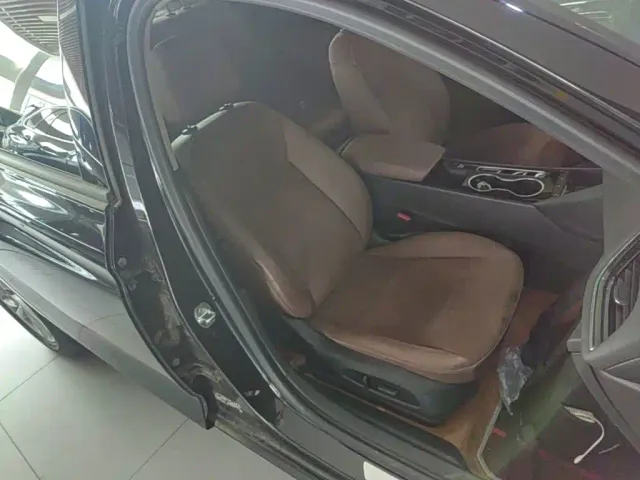 Buick Regal — Фото автомобиля 24
