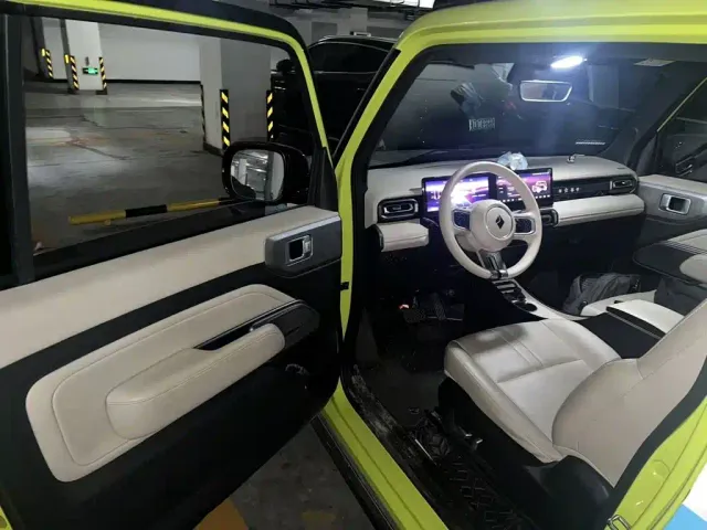 Baojun Yep — Фото автомобиля 17