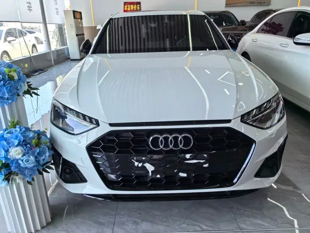 Audi A4L — Фото автомобиля 2