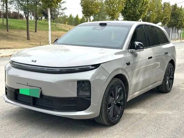 Фотография автомобиля — Li Auto L6