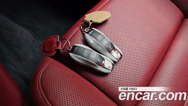 Porsche Macan — Фото автомобиля 14