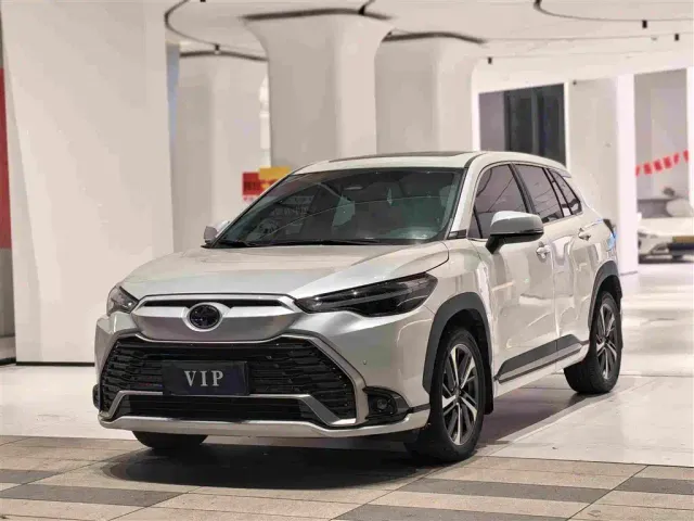 Фотография автомобиля — Toyota Frontlander