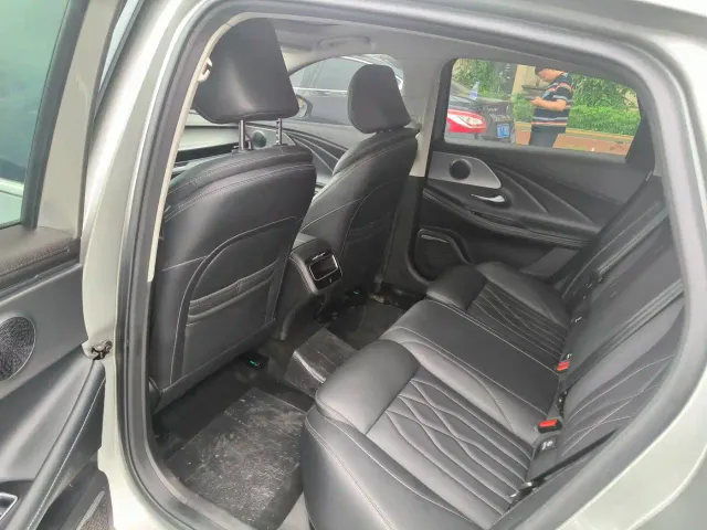 Chery Arrizo 8 — Фото автомобиля 9